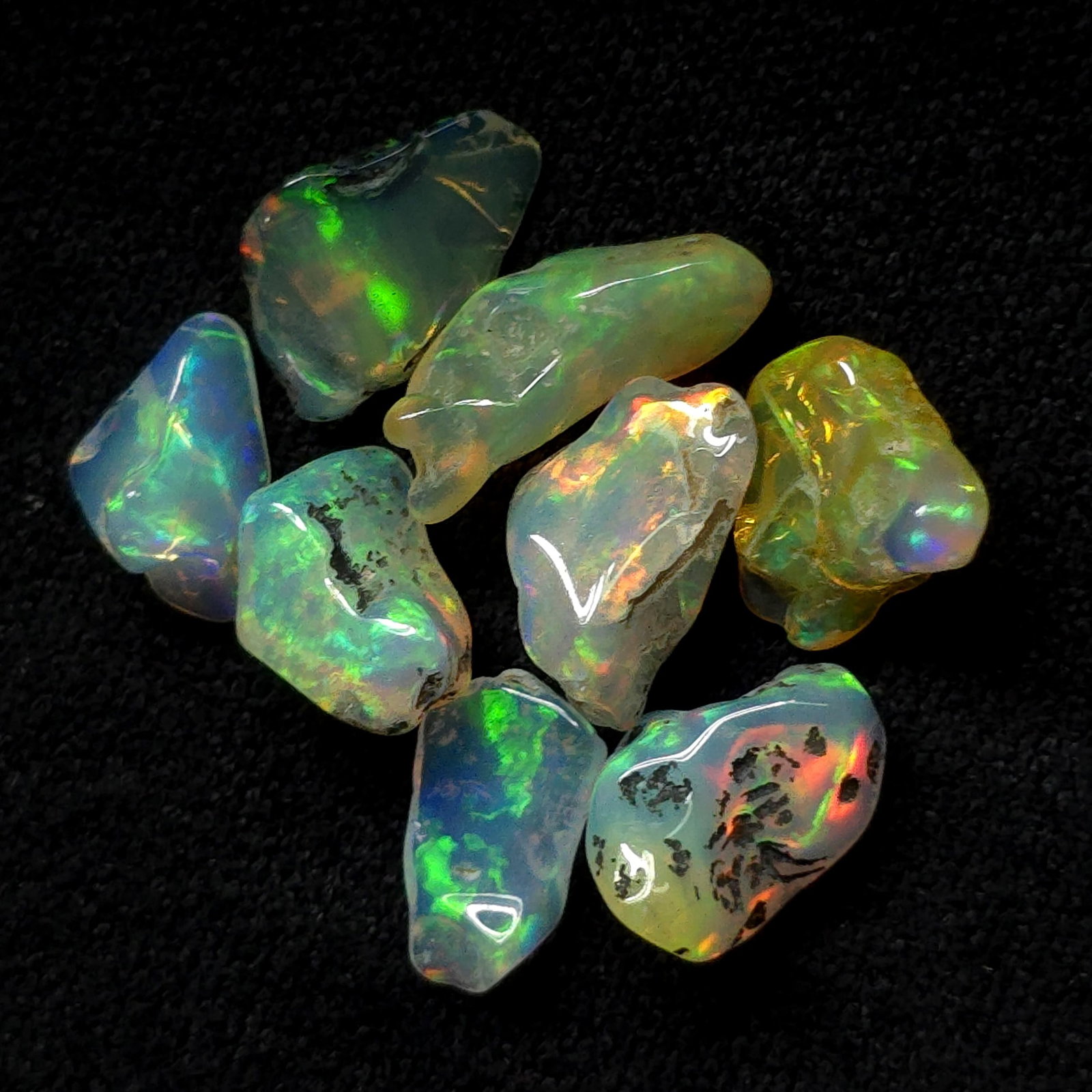 7.33 Ct Natural Ethiopian Fire Opal Rough: Gemstones: Natural Fire Opal /Carat Weights: 7.33 ct /Treatment: No