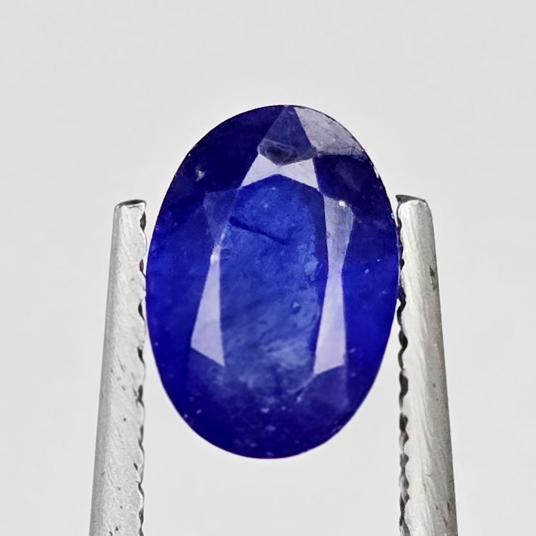1.28 Ct Natural Blue Sapphire: Gemstones: Natural Sapphire /Carat Weights: 1.28 ct /Size or Dimensions: 7 X 5 mm /Treatment: Glass Filled