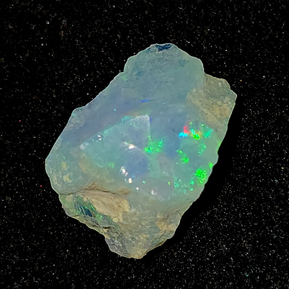 7.15 Ct Natural Ethiopian Fire Opal Rough: Gemstones: Natural Fire Opal /Carat Weights: 7.15 ct /Treatment: No