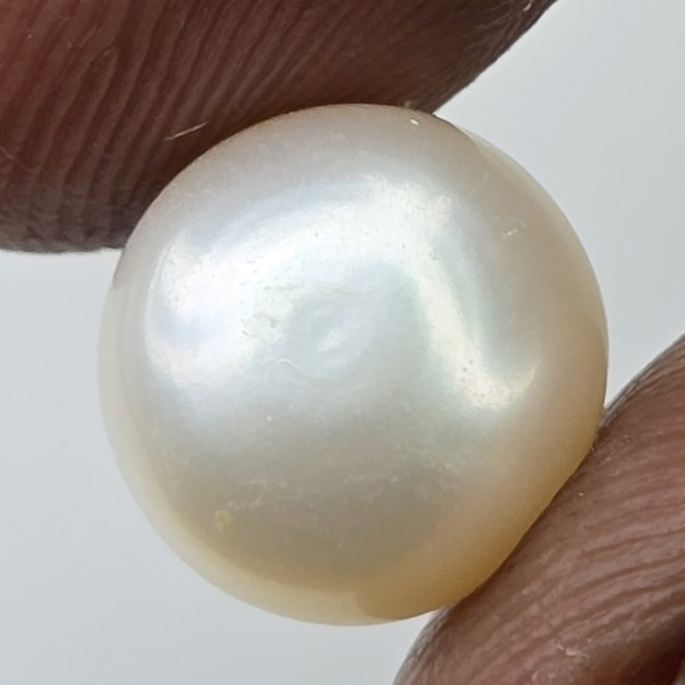 5.03 ct Natural Fresh Water Pearl (1 of 4)