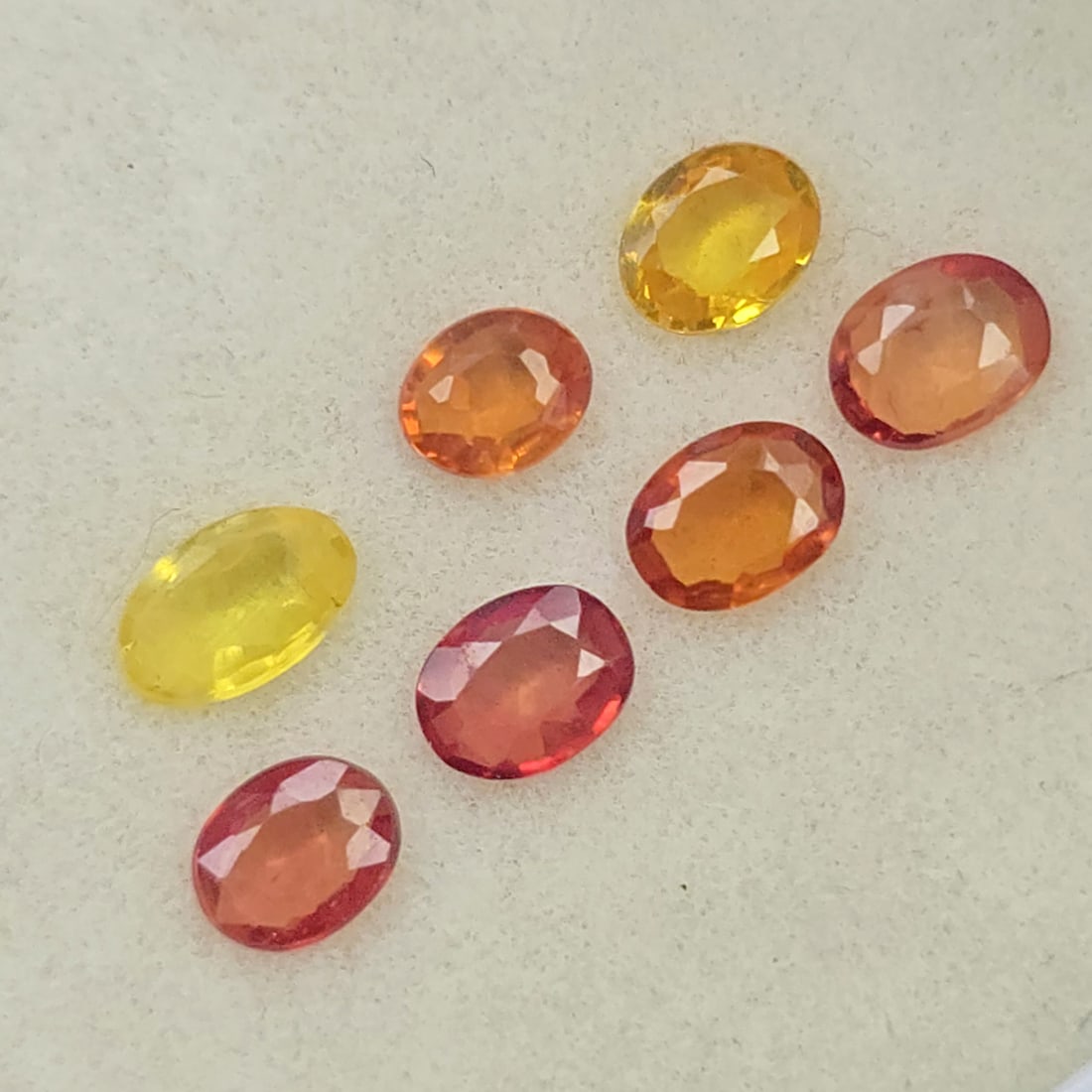 1.30 Ct "Top Quality" Natural Orange Sapphire Set: Gemstones: Natural Sapphire /Carat Weights: 1.30 ct /Size or Dimensions: 4 X 3 mm /Treatment: Heated