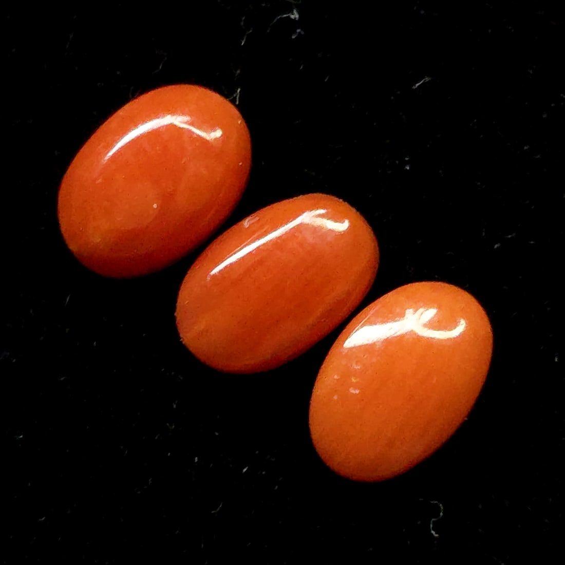 1.36 ct Natural Red Coral Set: Gemstones: Natural Red Coral /Carat Weights: 1.36 ct /Size or Dimensions: 6 X 4 mm