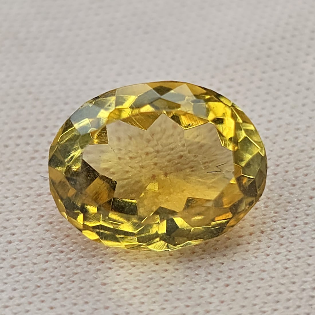 3.36 Ct Natural Citrine: Gemstones: Natural Citrine /Carat Weights: 3.36 Ct /Size or Dimensions: 10.50 X 8 X 6.30 mm Approx