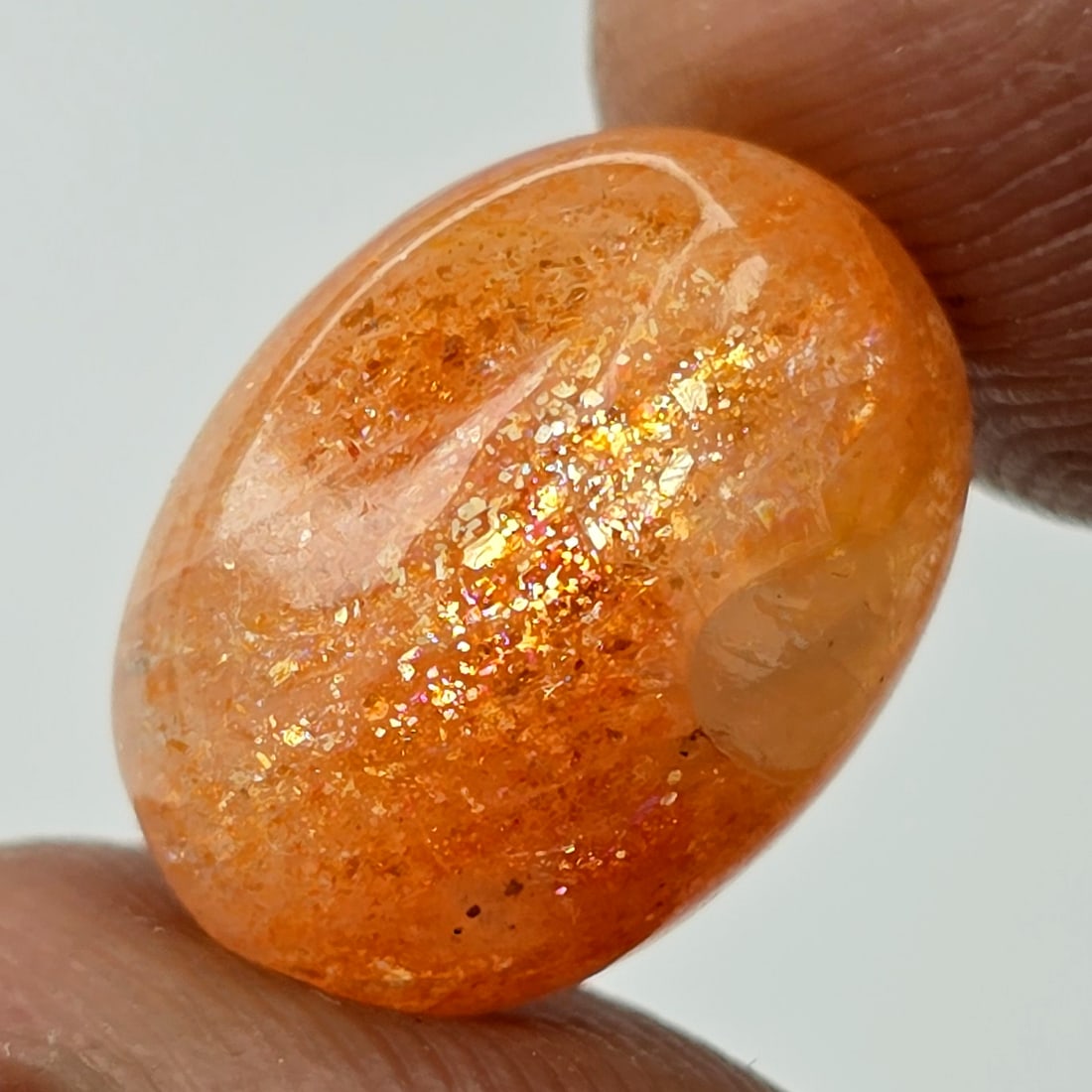 6.45 ct "Top Luster" Natural Sunstone: Gemstones: Natural Sunstone /Carat Weights: 6.45 ct /Size or Dimensions: 14 X 10.20 X 6.20 mm Approx