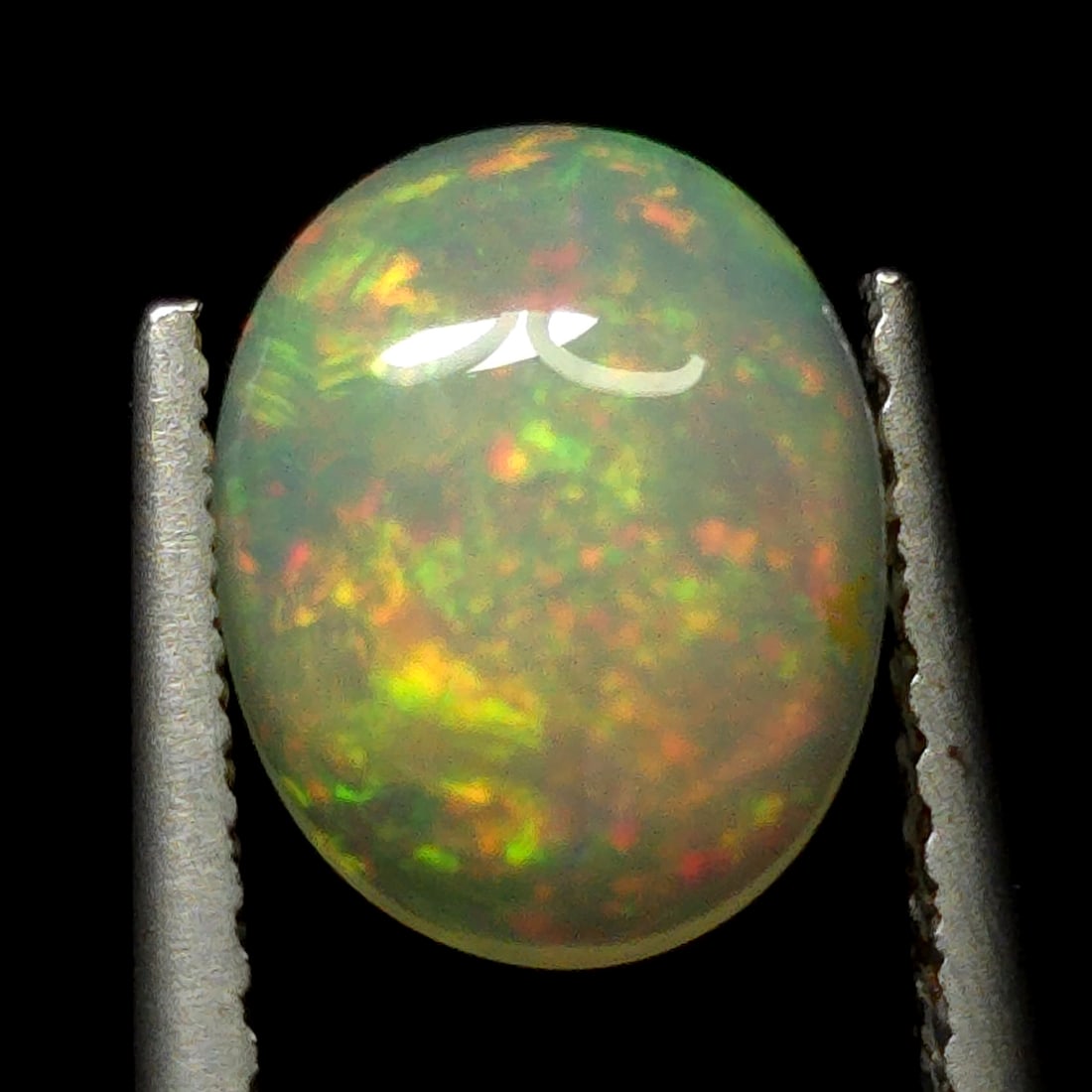 1.21 Ct Natural Ethiopian Fire Opal: Gemstones: Natural Fire Opal /Carat Weights: 1.21 ct /Size or Dimensions: 9 X 7 X 3.50 mm