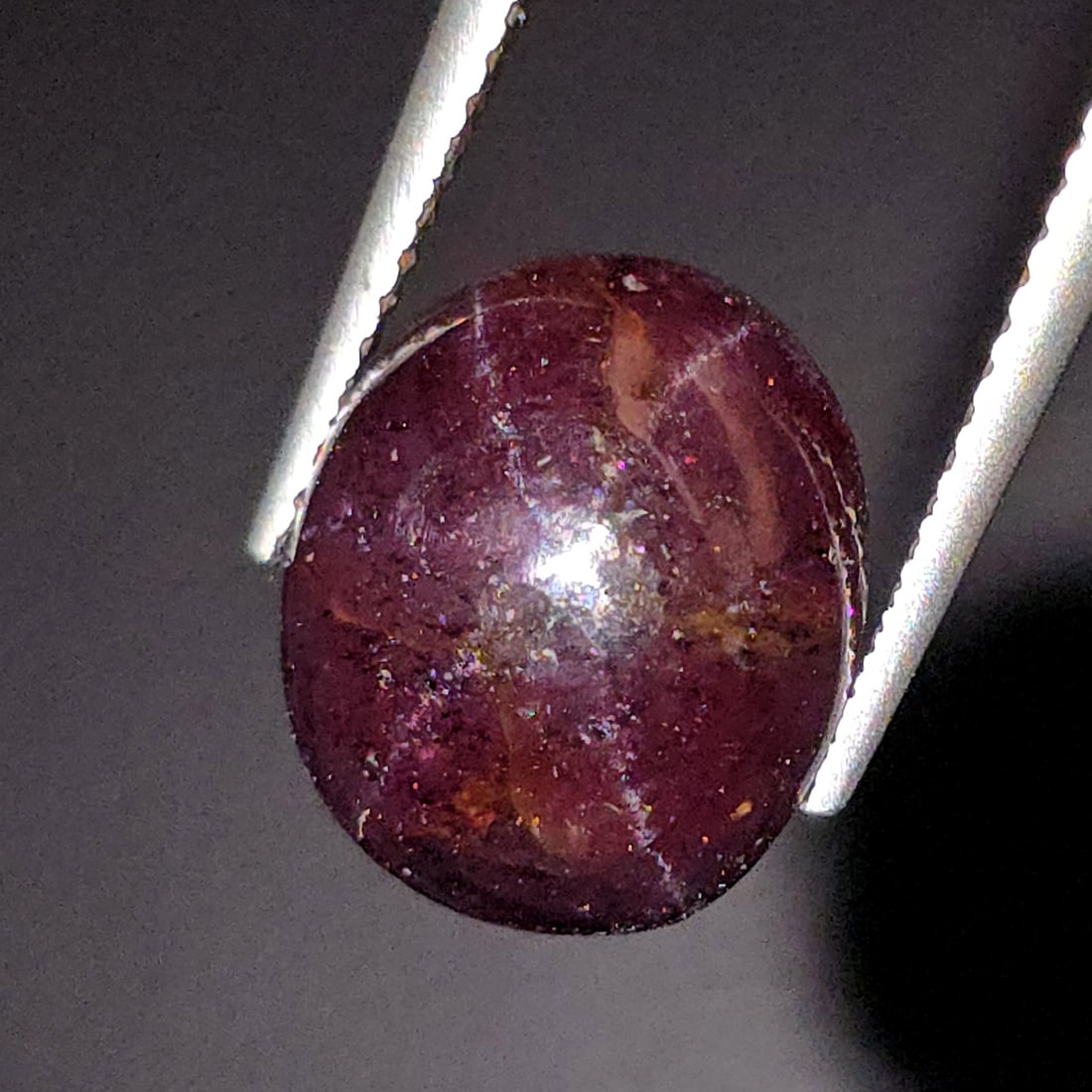 8.74 Ct Natural Star Garnet (1 of 3)