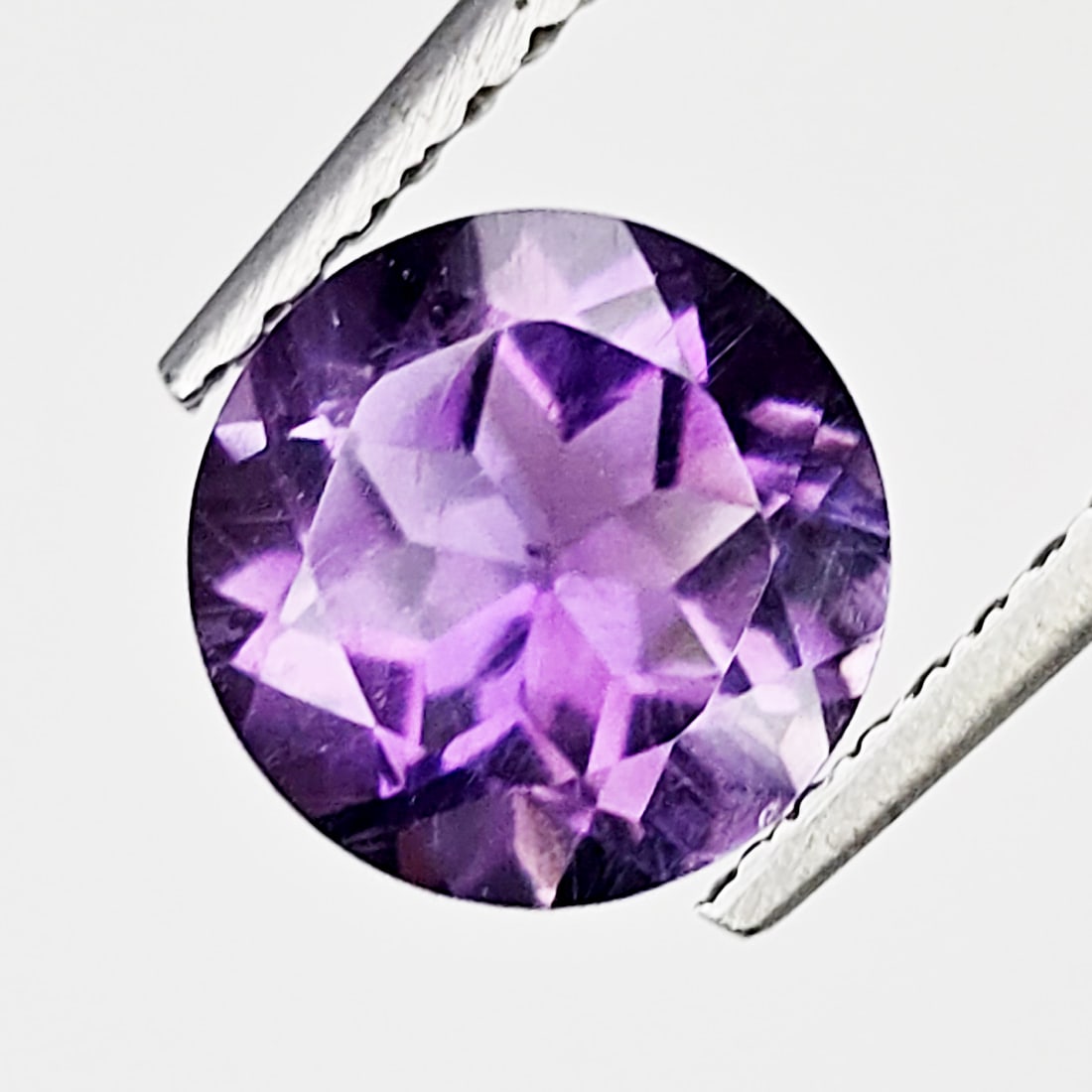 1.35 ct "Top Quality" Natural Purple African Amethyst: Gemstones: Natural African Amethyst / Carat Weights: 1.35 ct / Size or Dimensions: 7 X 7 mm / Origin : Africa