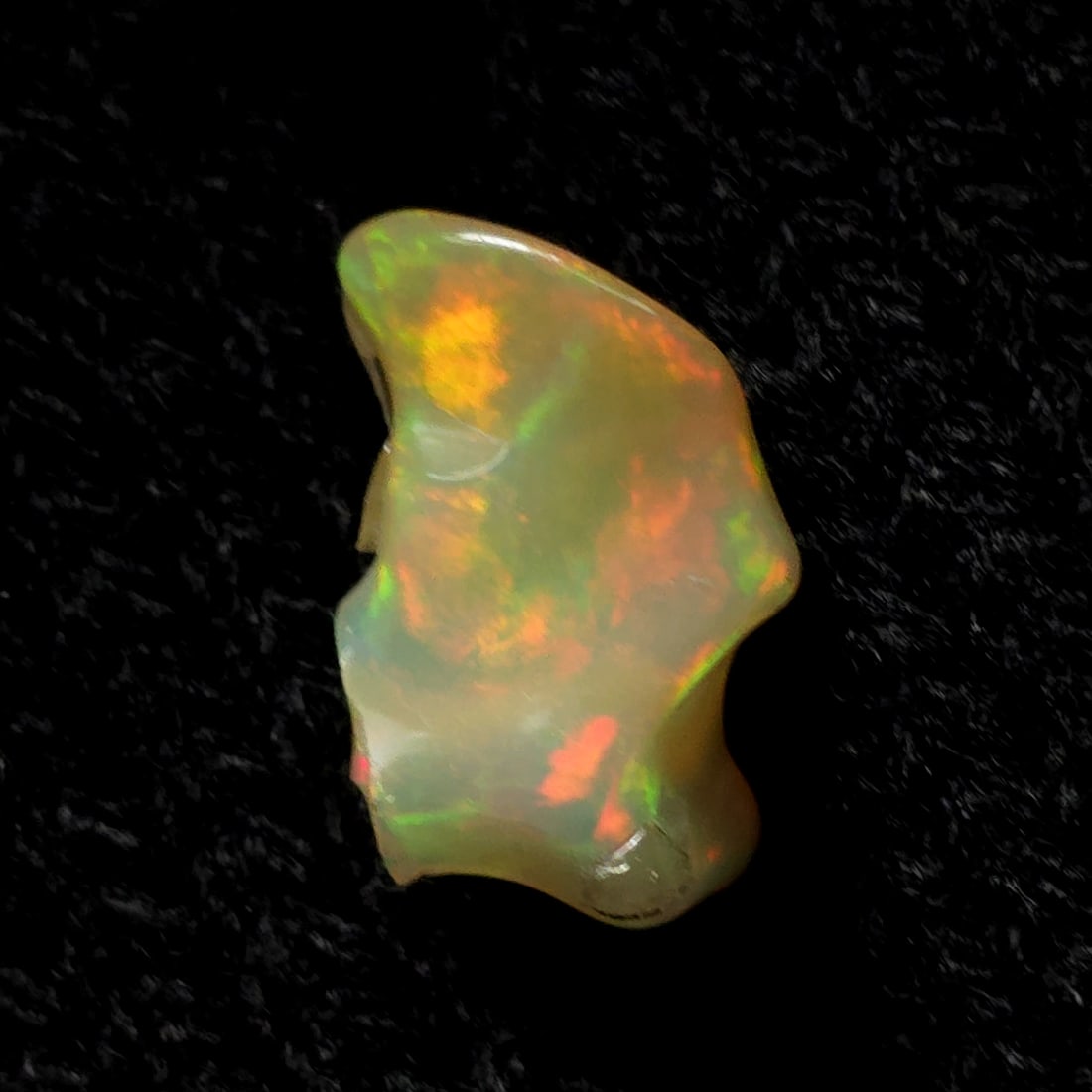 3.42 Ct Natural Ethiopian Fire Opal Rough: Gemstones: Natural Fire Opal /Carat Weights: 3.42 ct /Treatment: No