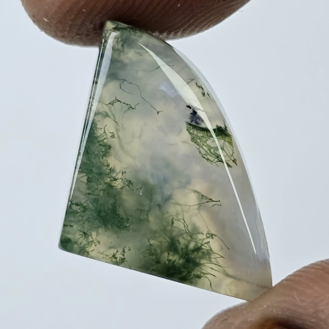 10.54 Ct Natural Moss Agate: Gemstones: Natural Moss Agate /Carat Weights: 12.04 ct /Size or Dimensions: 25.70 X 13 X 5 MM Approx