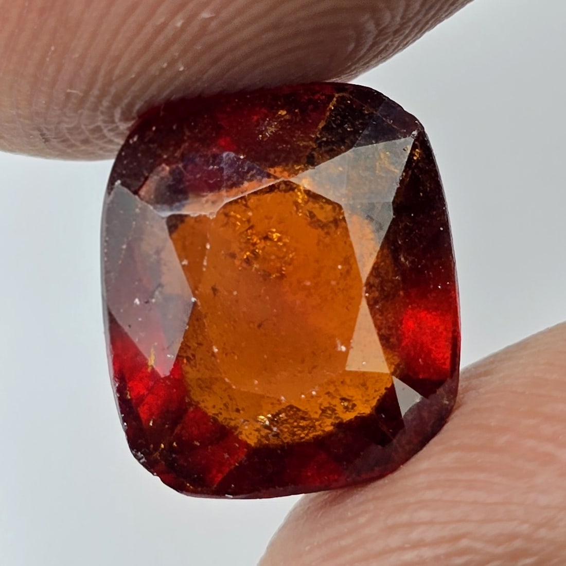 5.34 Ct Natural Hessonite Garnet: Gemstones: Natural Hessonite Garnet /Carat Weights: 5.34 ct /Size or Dimensions: 11 X 9.40 X 5.80 mm Approx /Treatment: None