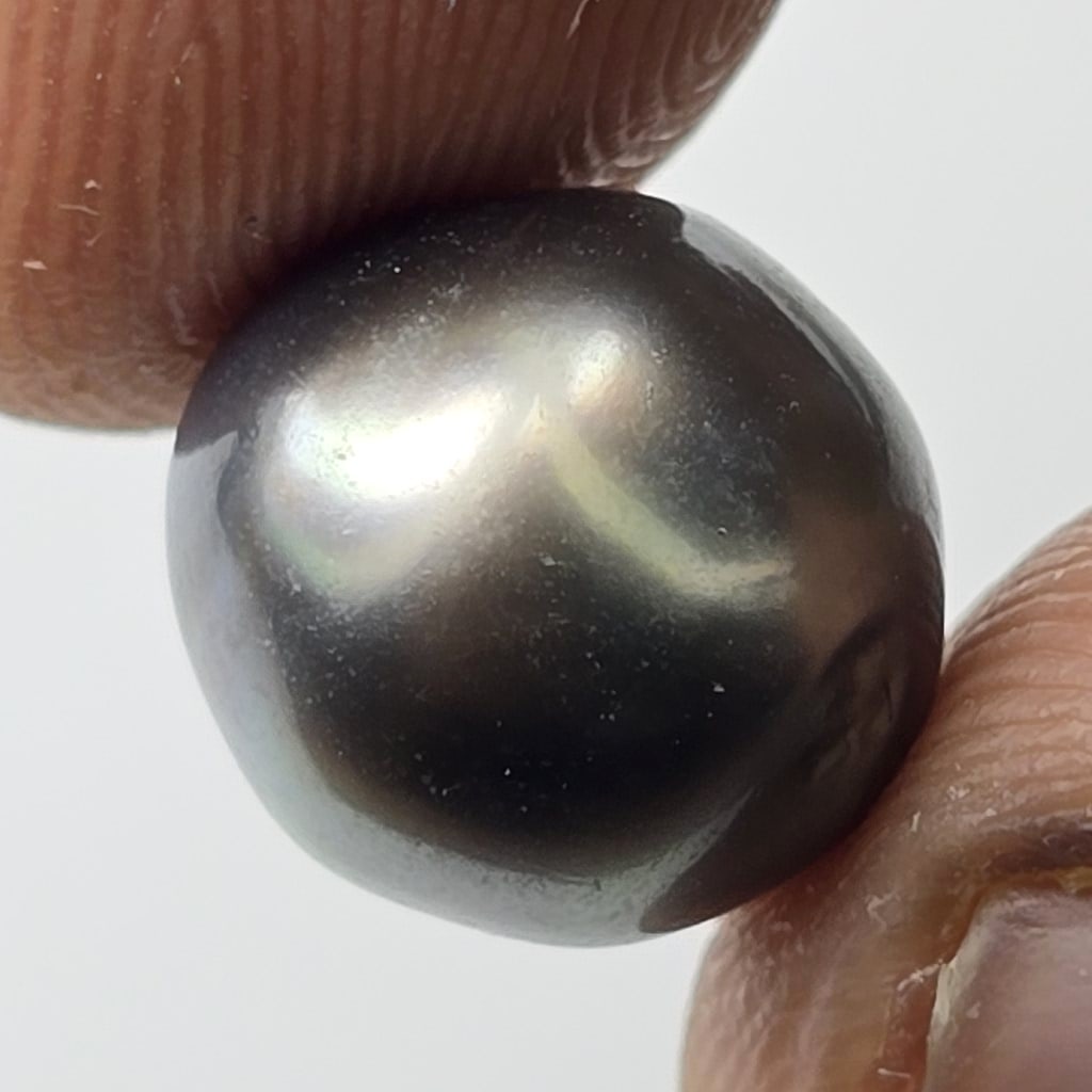 7.29 ct Natural Rare Tahitian Black Pearl (1 of 2)