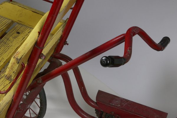 Antique Surrey Child's Riding Cart - 7