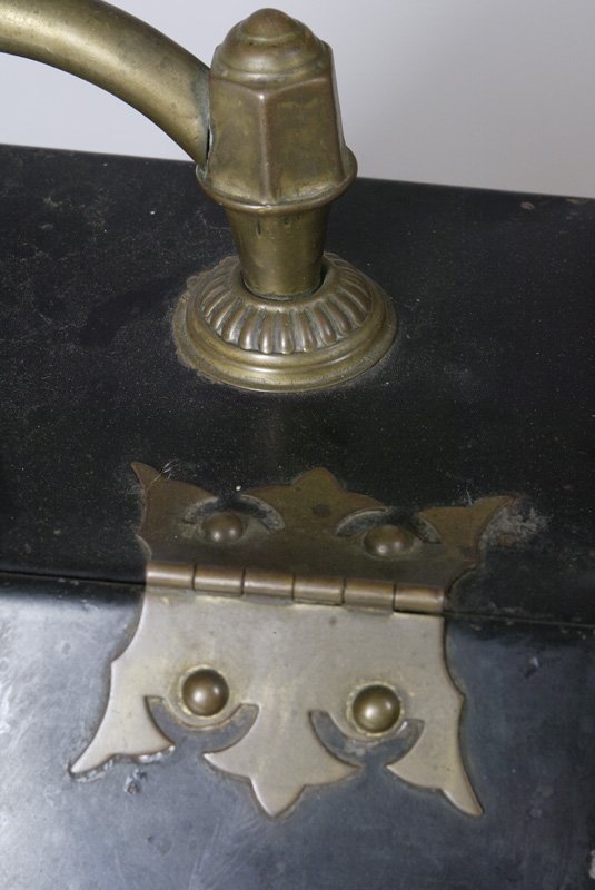 Very Nice 19th C. English Metal & Brass Coal Scutt - 4