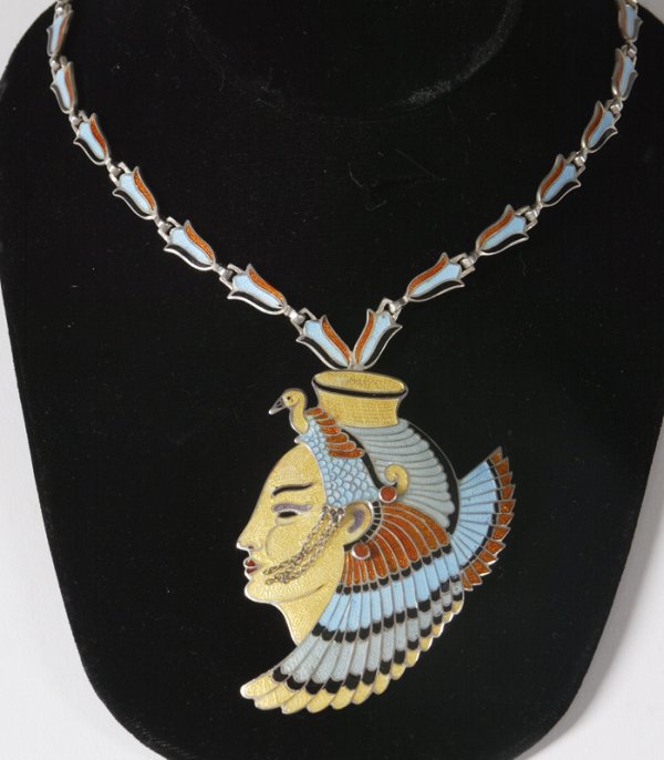 Vintage Margot Mexican Silver & Enamel Necklace: American born, Margot Van Boorhies Carr arrived in Taxco in 1937 where she met and married Antonio Castillo of Los Castillo. After their marriage ended in 1948, Margot set up her own workshop and reta