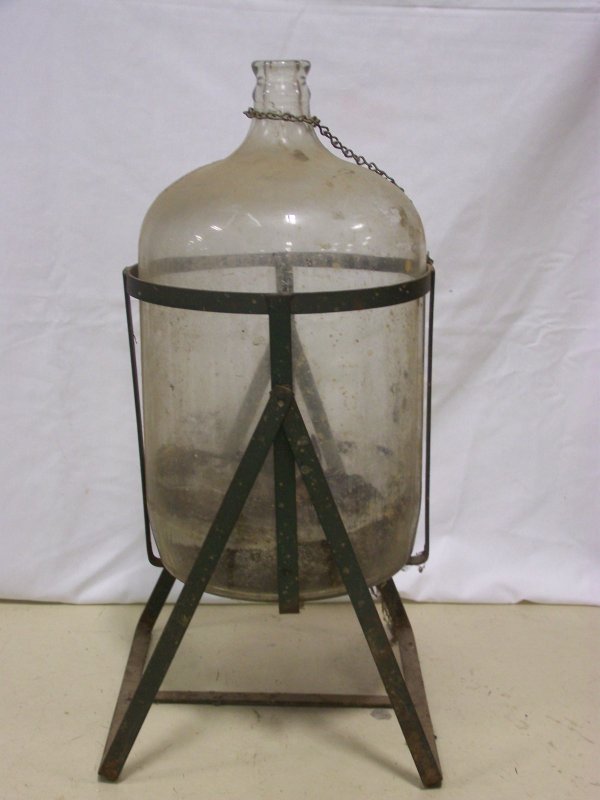 584 Vintage 5 Gallon Water Jug With Stand
