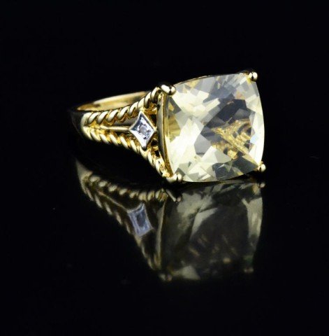 14K Yellow Gold Labradorite & Diamond Ring: 3.6 g yellow gold 6.60 ct, yellow labradorite and diamond accents ring size 7.