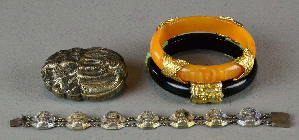 (4) Pcs. Jewelry - Bracelets & Silver Scarab Bead: Including a large molded silver bead, possibly a scarab, two possibly Bakelite bangles, along with a sterling silver link bracelet with Buddha figures, largest is 8" L, circa 20th century, good condit