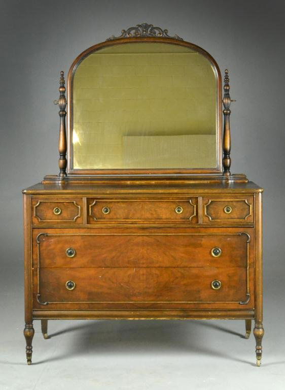 Mahogany Dresser By Sligh Furniture Company Feb 23 2013 Midwest Auction Galleries Inc In Mi Mahogany Dresser By Sligh Furniture Company Feb 23 2013 Midwest Auction Galleries Inc In Mi