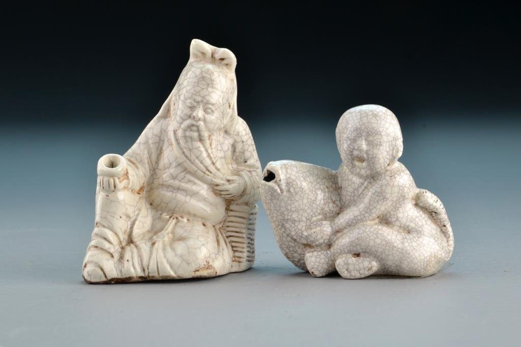 (2) Chinese Porcelain Water Droppers: Depicting a boy and fish and one depicting an elder holding a wine cup, largest measures 3.125" H, circa 19th century. Collection of the Late Robert Willis owner of R.F. Willis Galleries, Grand Rapids