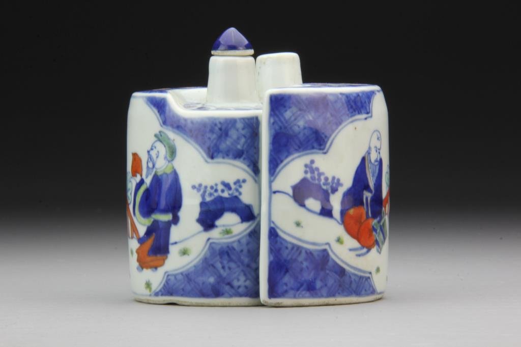 Chinese Porcelain Vase Set: Finely painted vases that fit together in style of yin-yang , depicting figures in a landscape, bats and flowers on top, bases bearing two character mark in underglaze blue, one lacking stopper, 4.25"