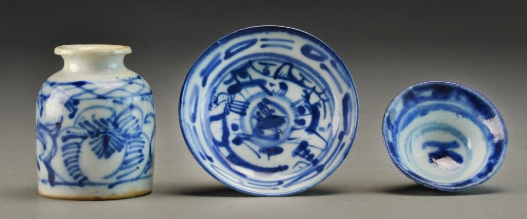 (3) Chinese Qing Blue and White Porcelain: To include a footed cup, a footed dish and a small jar all similiarly decorated, largest measures 2.75"H, circa 19th century. Property of a Ferndale, MI lady.