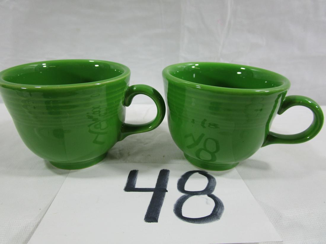 Chartreuse Green FIESTA Tea Cups: This set of cups are in nice condition. They measure about 3" tall and 3.5" at the rim. They do taper down at the bottom. They have no damage.