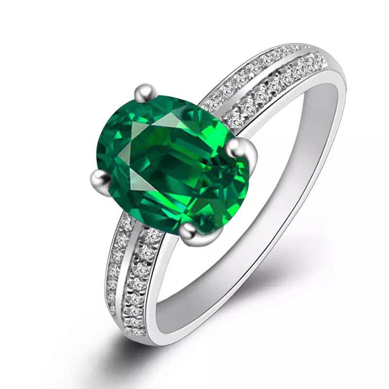 925 Silver 2.51ct Emerald 0.321ct Diamond Ring: 925 Silver 2.51ct Emerald 0.321ct Diamond Ring ****** Metal: 925 Silver / Total Item Weight: 1.8 grams / Main Stone: Emerald / Color: Green / Carat Total Weight: 2.51 / Secondary Stone: Diamond / Cara