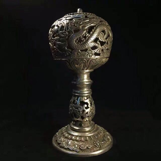 A SILVER CENSER WITH DRAGON CARVING: Time Ming Dynasty / Diameter 3.94 in / Height 8.27 in