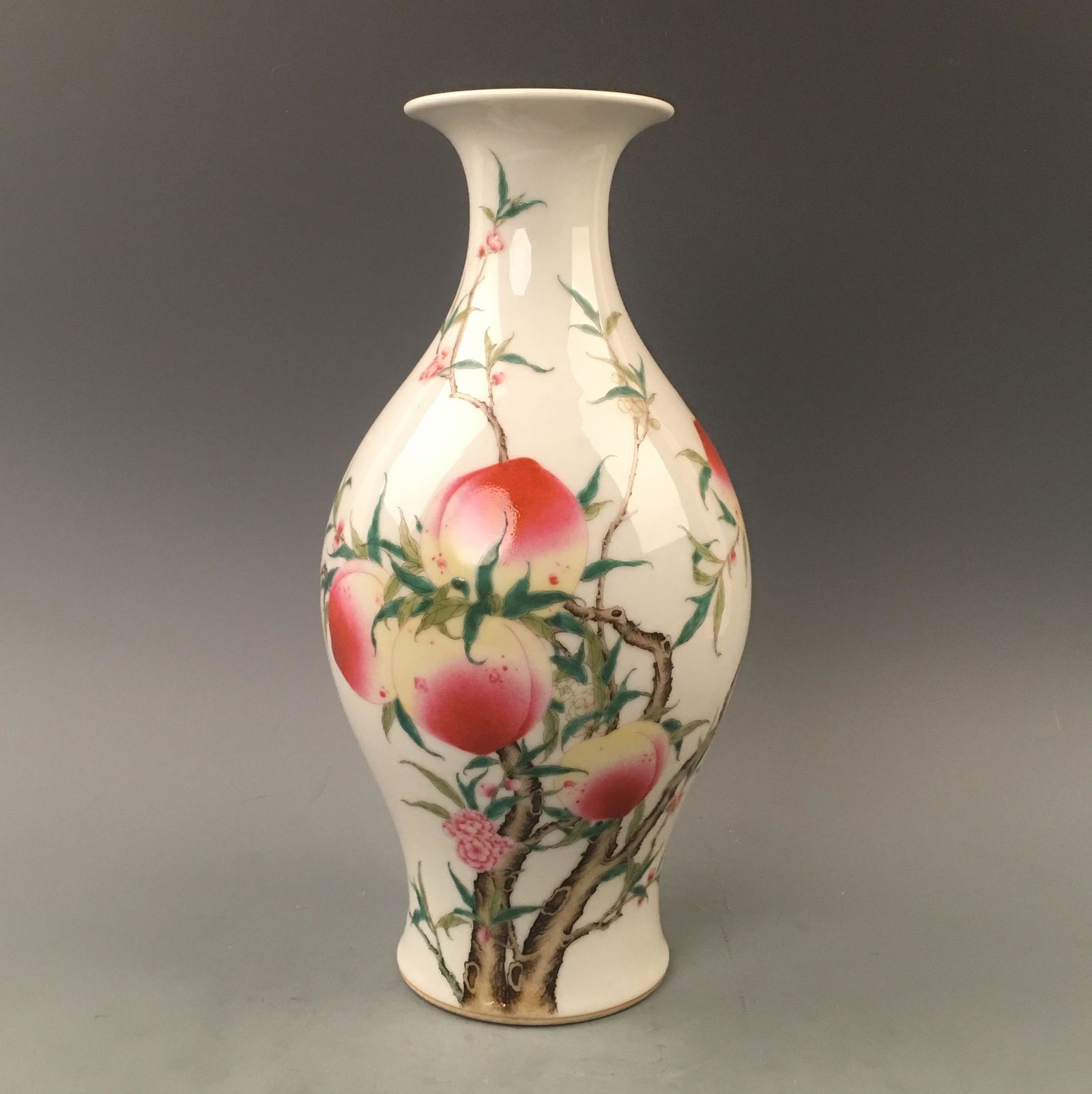 Chinese Famille Rose Peach Vase with Yongzheng Mark (1 of 7)