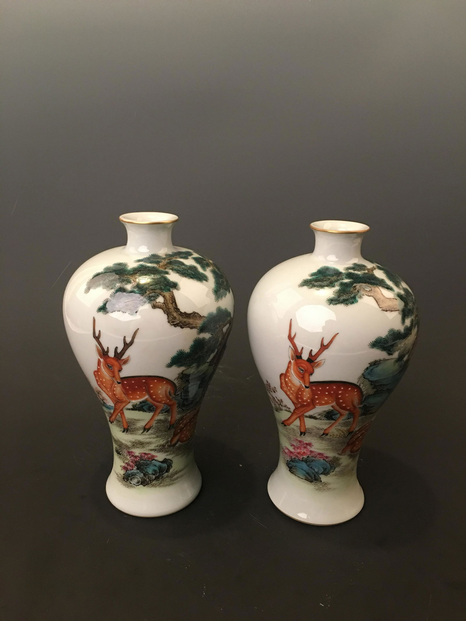 Chinese Pair of Famille Rose Deer Vase with Qianlong (1 of 8)