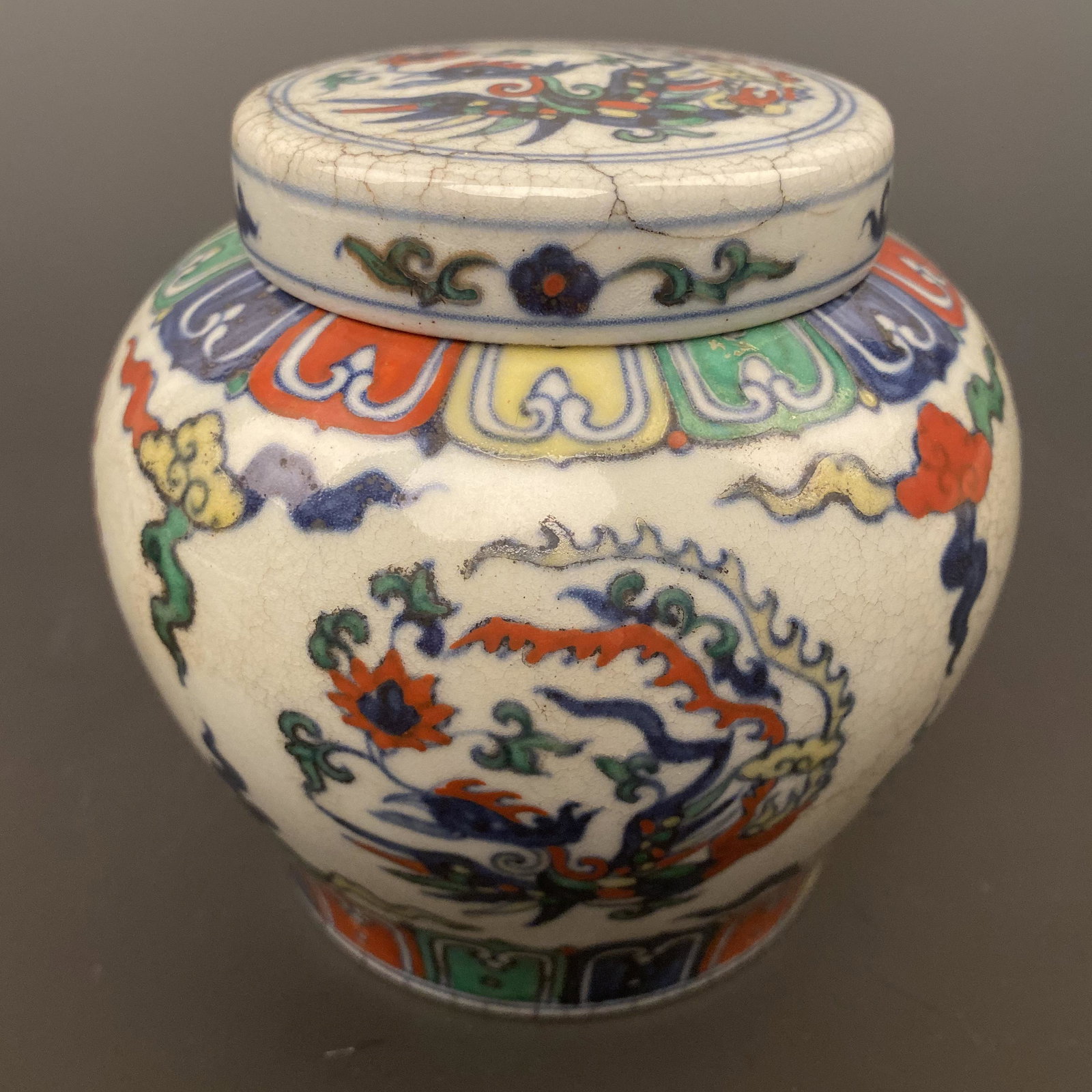 Chinese Doucai Phoenix Figured Jar 'Tian' Mark (1 of 7)