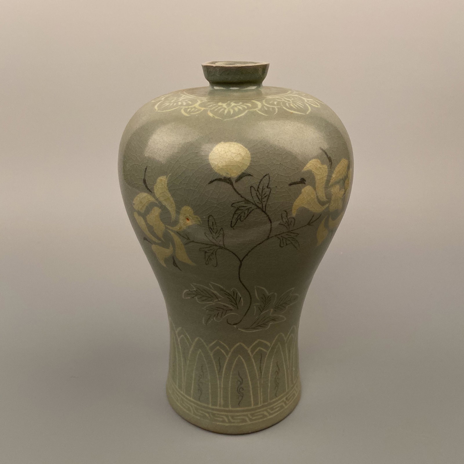 Korea 'Gaoli' Pocelain Figured Prunus Vase: Korea 'Gaoli' Pocelain Figured Prunus Vase 10-5/8'' H; 6-5/8'' W; 3.0 lb Shipping: We are able to pack and ship this item to an address in the United States via UPS Ground or USPS Priority Mail for $4