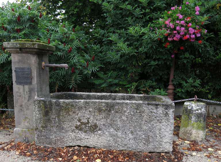 Large French antique fountain Horses through 18th C (1 of 9)