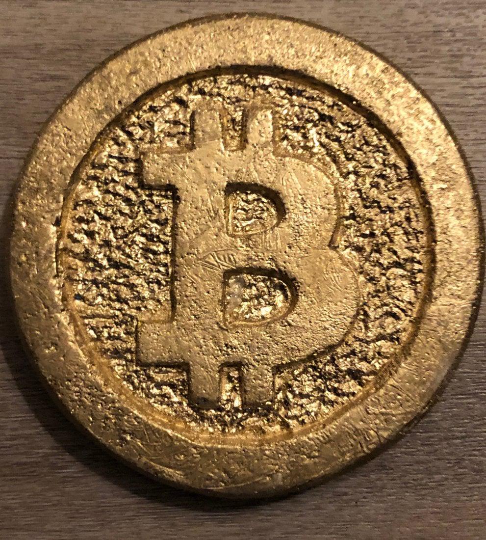 Bitcoin art item in Gold Style cast stone from Italy. (1 of 8)