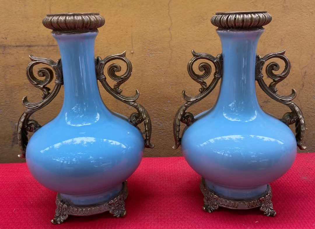 Qing Dys Pair of  Blue Basy Glaze Vase (1 of 1)