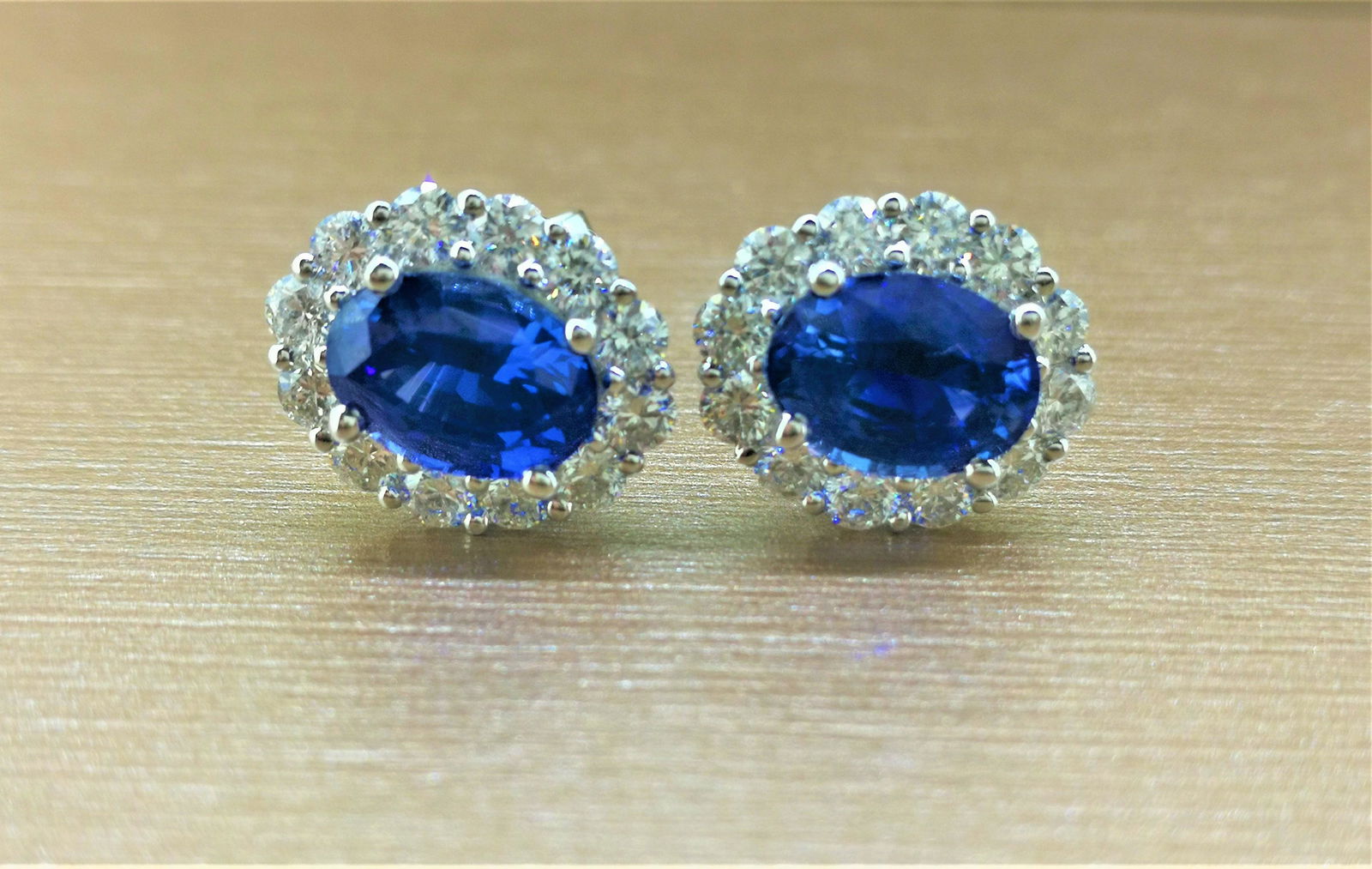 18k White Gold Blue Sapphire and Diamond Earring (1 of 1)