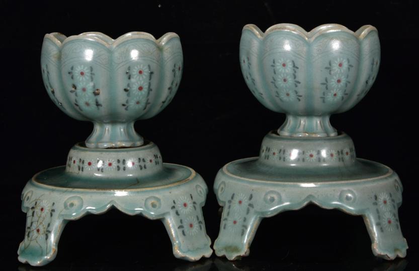 Korean porcelain lotus goblet 14*14m: Korean porcelain lotus goblet 14*14m