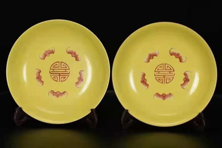 QING DYS QIANLONG PAIR OF PORCELAIN DISH (1 of 9)