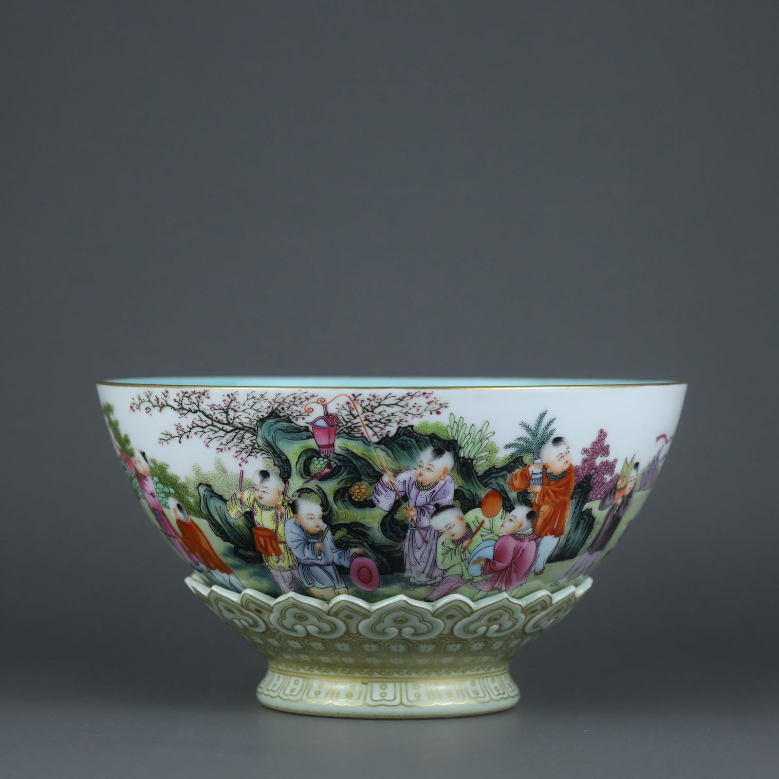 Qing Qianlong Pastel Baby Play Turning Bowl Bowl (1 of 9)