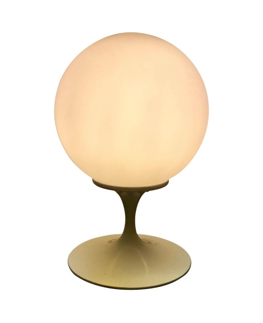Mid Century Modern White Tulip Base Table Lamp with White Round Globe by Laurel (1 of 8)