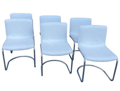 Set of Six Mid Century Modern Saporiti Lens Dining Chairs in White Boucle, Italy: Set of 6 Mid Century Modern set of 6 lens dining chairs, designed by Giovanni Offredi for Saporiti Italia in 1968. Lens chair is one of the classics of the Saporiti collections, the tubular frame prov