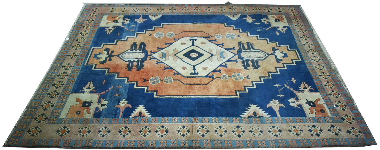 Turkish Kars carpet: Turkish Kars carpet, with geometric design, 378 x 308cms. Sale Section/Category: Rugs & Carpets Artist Resale Rights: FALSE