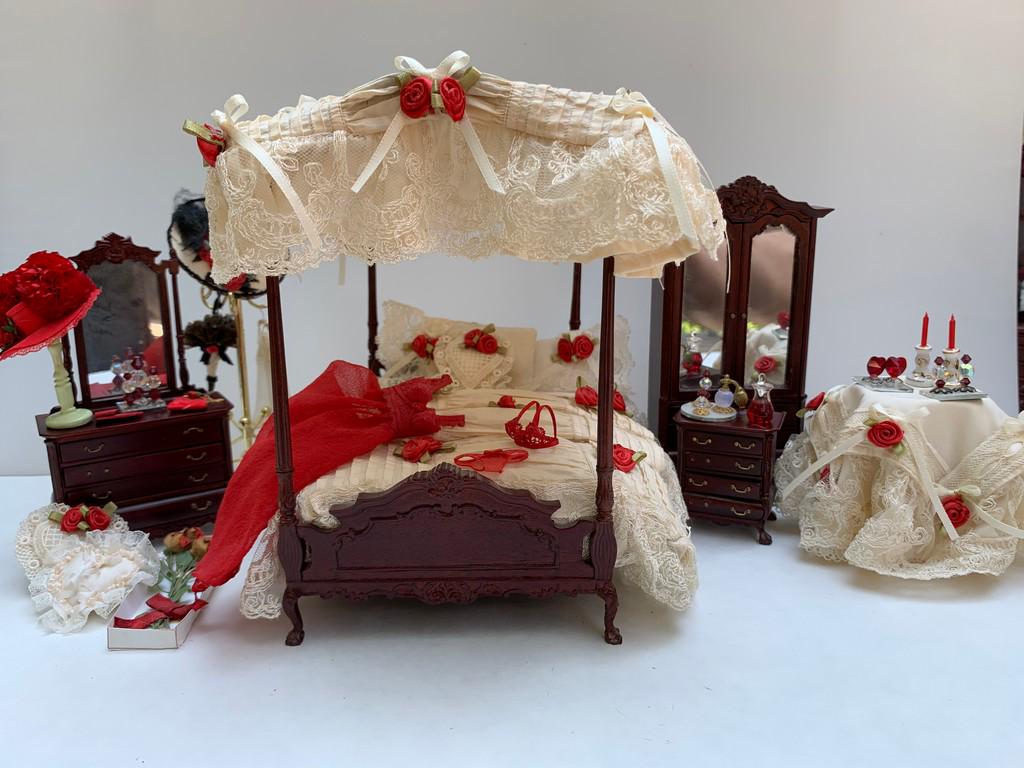 5 Pc Mahogany Canopy Bed Set w/ Valentine's: Mahogany Bespaq canopy bed, armoire, dresser and side table. There's a handmade round fabric covered table with roses, a box of roses, candles, heart shaped perfumes, a brass coat rack with a hat and 