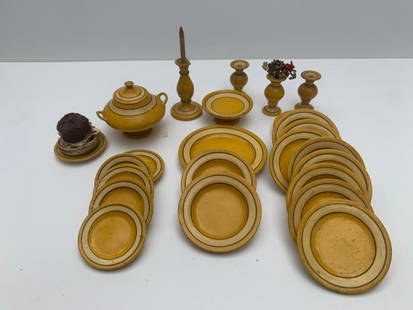 Vintage Mustard Yellow Child's Dinnerset, German?: This is a vintage childs dinner set that was from the estate of Pat and Marilyn Paradise who collected antiques, miniatures, dolls and items from Germany. This may be German, we are not sure. Measurem