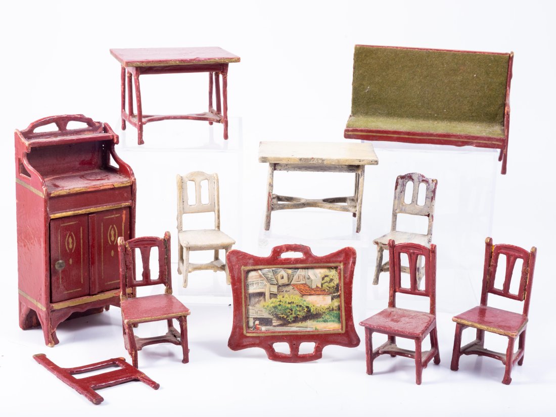 Moritz Gottschalk Factory ~ Red Painted Furniture & White, Dollhouse Scale (1 of 19)
