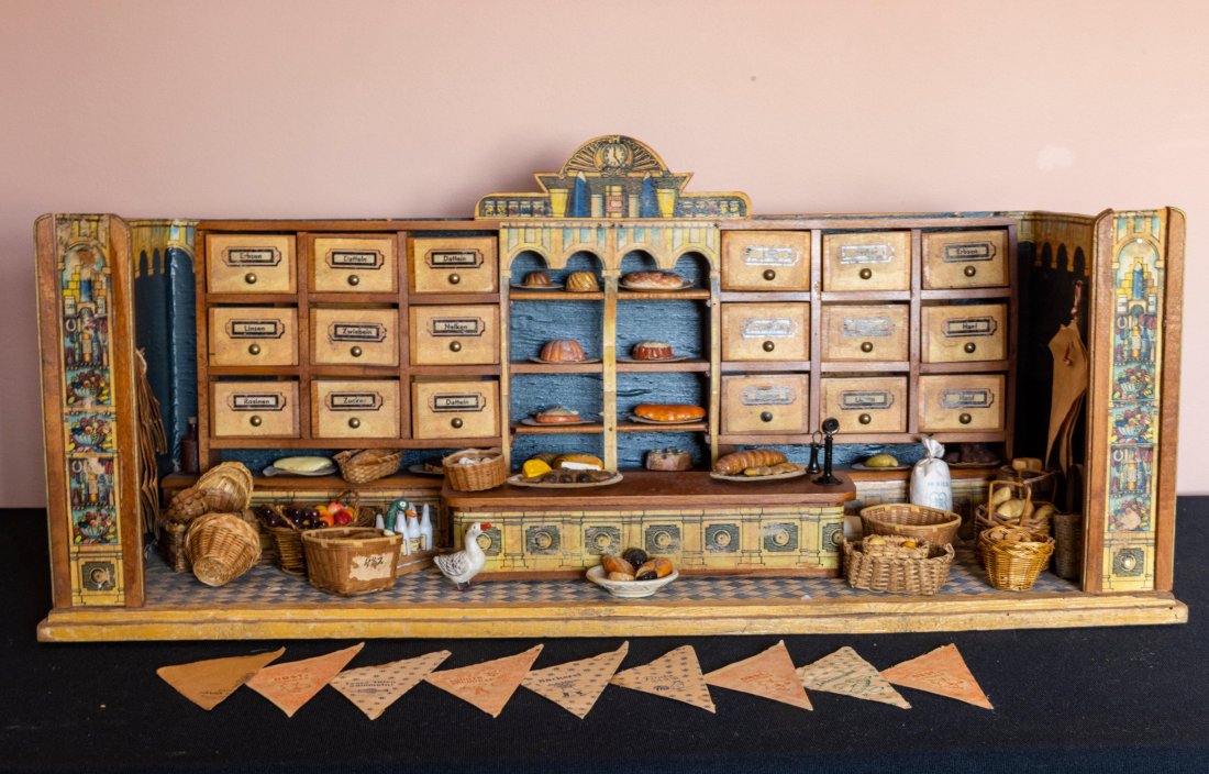 Antique German Grocery Store Roombox (1 of 14)