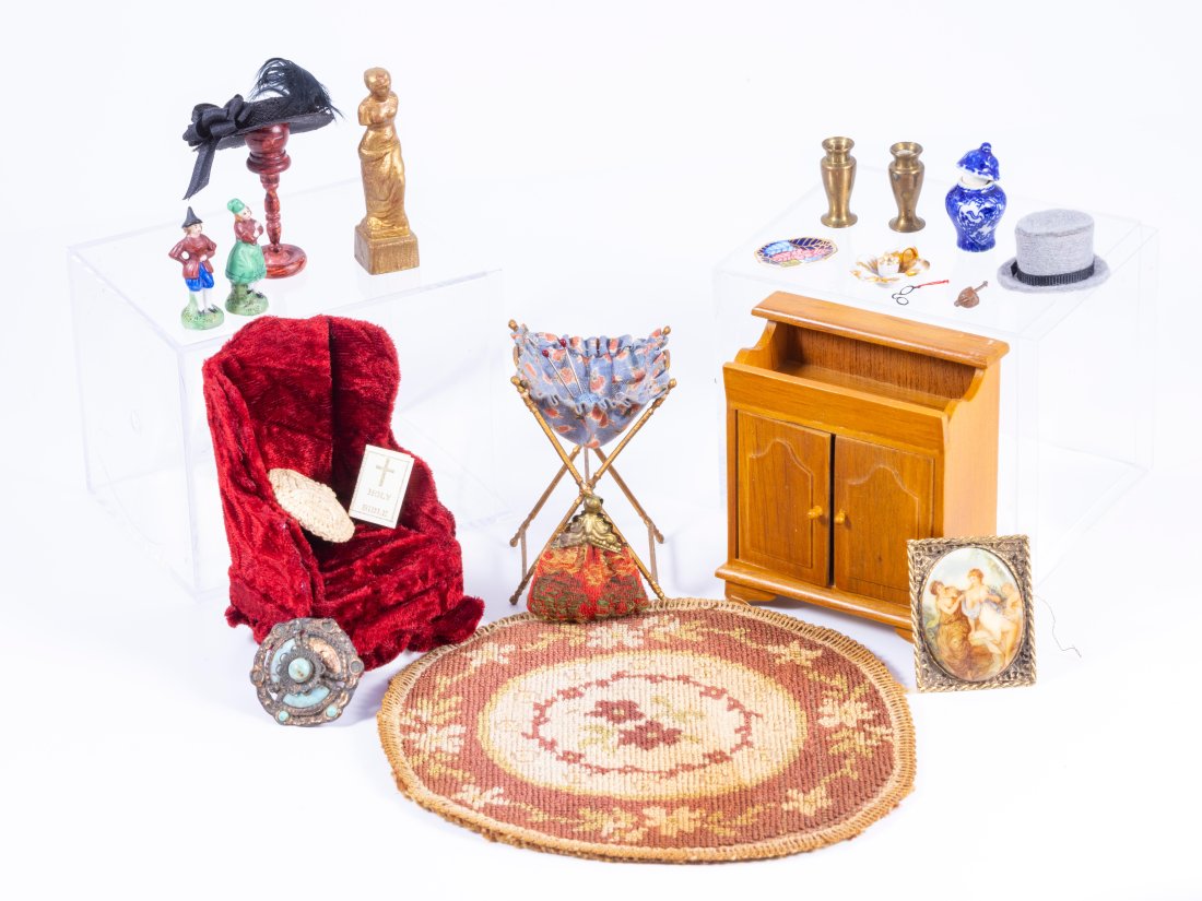 Erhard & Sohne Ormolu Sewing Basket, Rebecca Richards Tobacco Plate,  Pictures and Accessories (1 of 14)