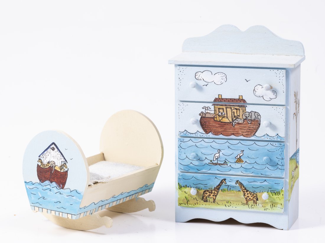 Noah's Ark Painted Chest and Cradle by Mikki (1 of 10)