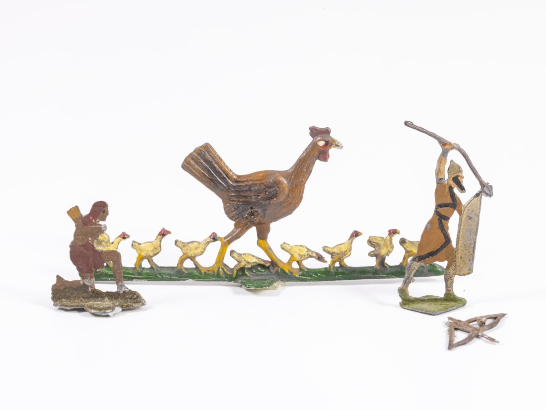 Handpainted Flat Lead Chickens with Hunters (1 of 9)