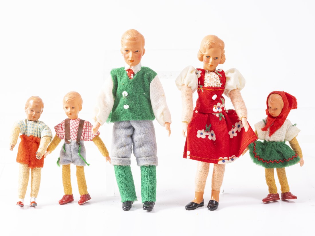 Caco Flexible Dollhouse Dolls